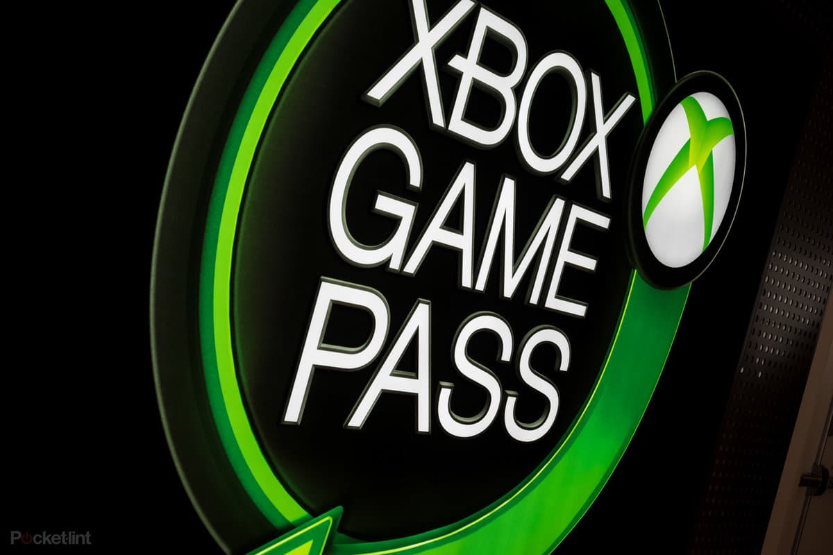Game Pass. Círculo verde e preto inscrito "Xbox Game Pass", ao lado da logo do Xbox.