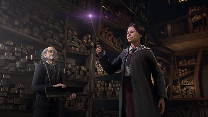 Bruxa recebendo sua varinha em Hogwarts Legacy
